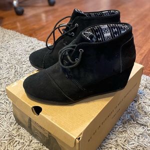 Toms Wedges